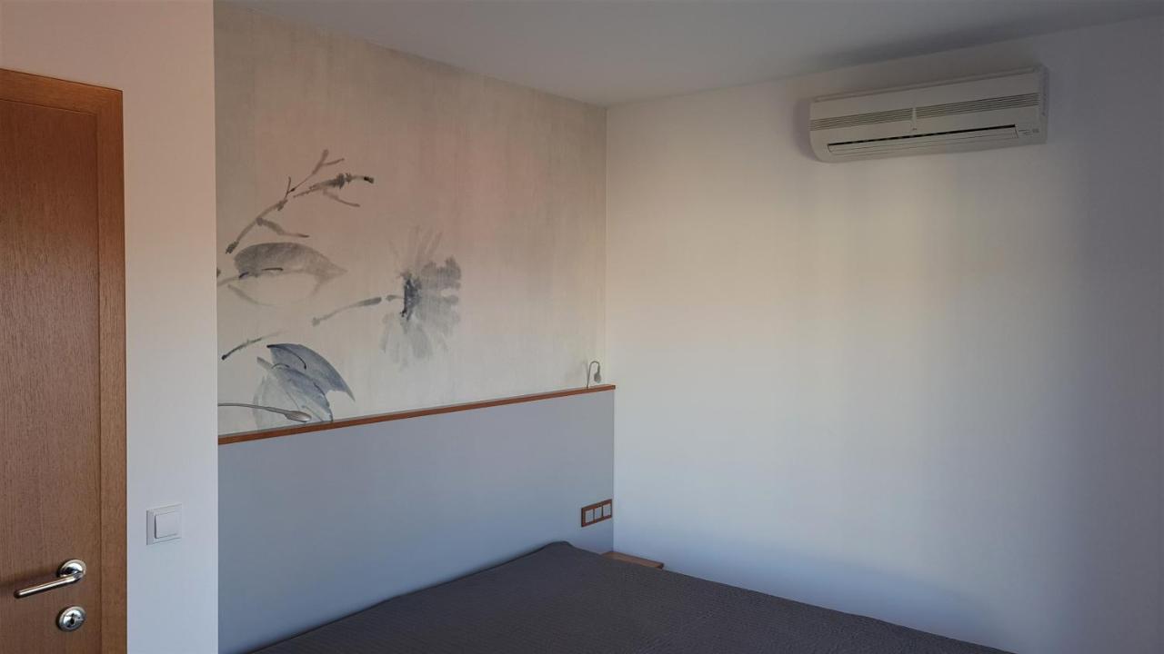 Apartments Biba Malinska Luaran gambar